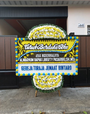 Papan Bunga Duka di Nyarumkop
